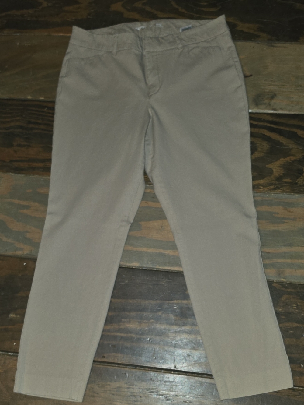 Old Navy-Women's Chino Pants in Beige - Classic Casual Trousers